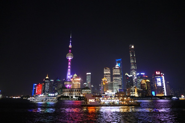 Sfeerafbeelding Shanghai Pudong bynight (2)